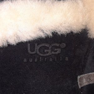UGG Shoes - UGGS - Winter boots sold UGG Shoes - UGGS - Winter boots sold